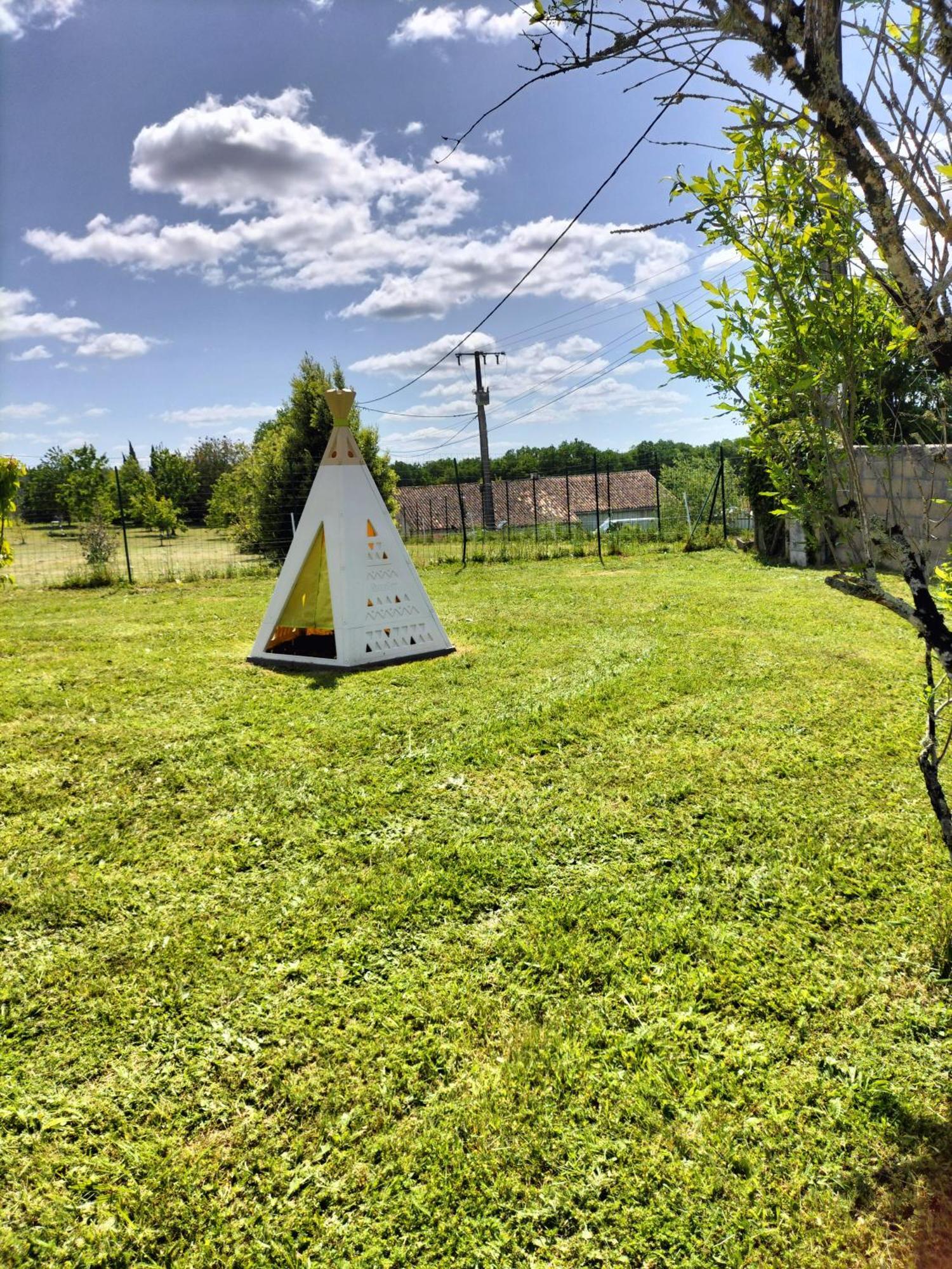 Saint-Vallier  Tiny House 게스트하우스 외부 사진